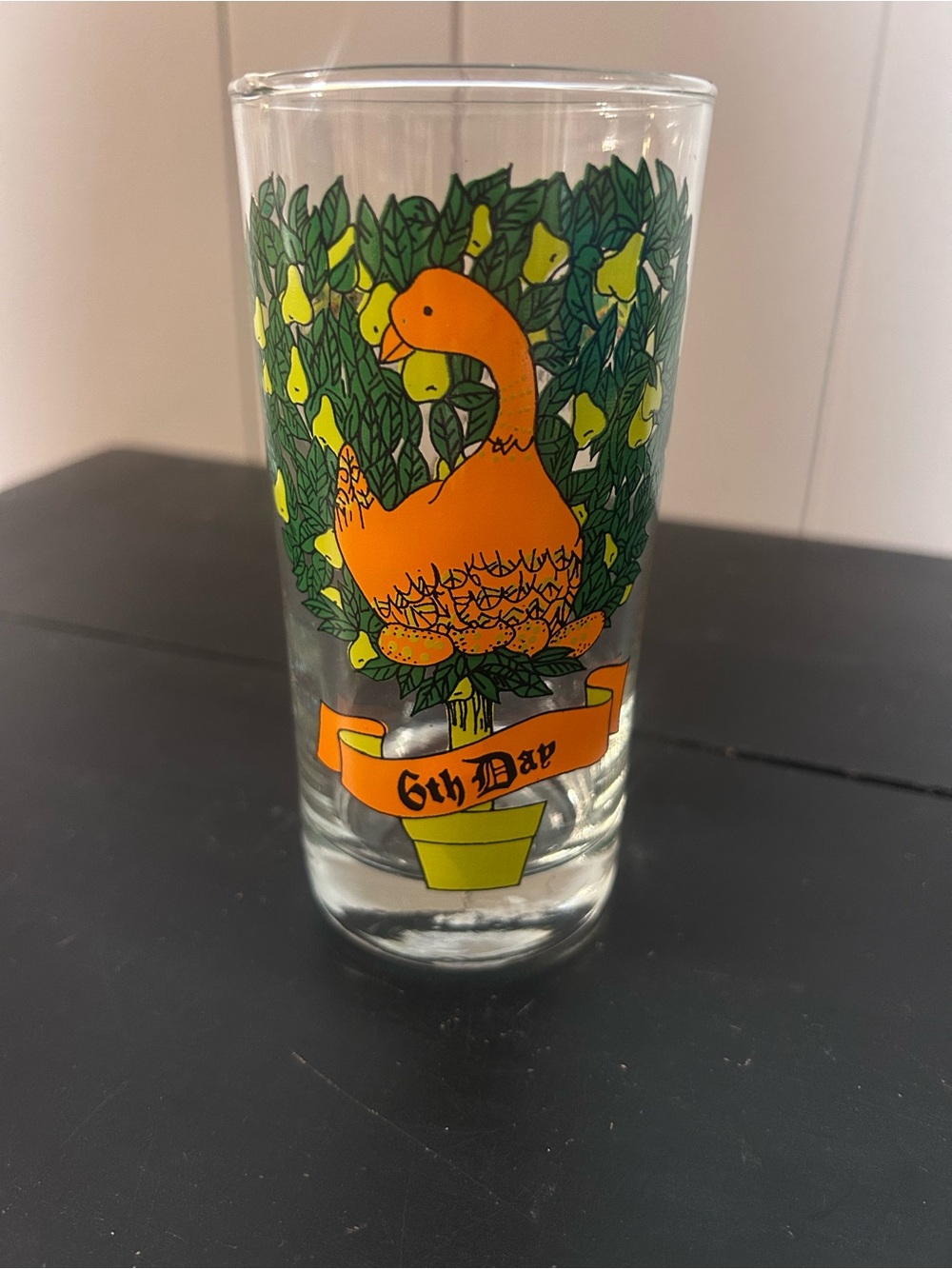 Vintage 12 Days of Christmas 6th Day Six Geese A-Laying Glass Tumbler 5.5”